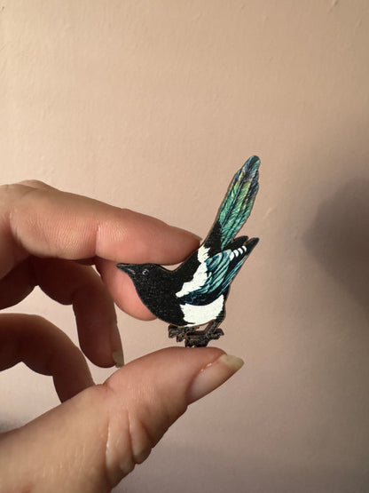Wooden Magpie Magnets Set and Individuals
