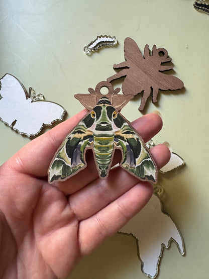 Seconds Crow, Magpie, Kingfisher, Butterfly, Moth & Bee loose charms